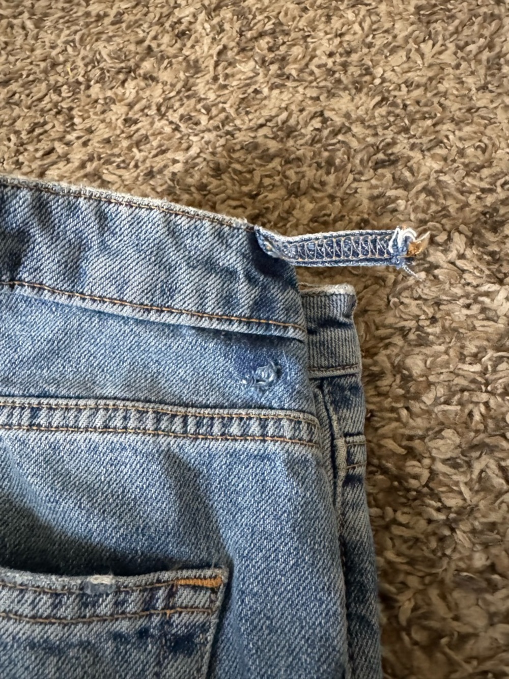 Forever 21 Light Blue Wide-Leg Jeans with Raw Hem - Picture 4 of 4